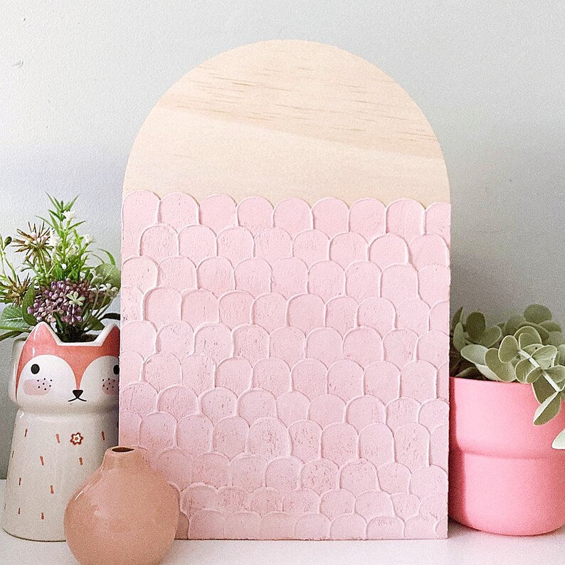 Fish Scale Arch Plaque